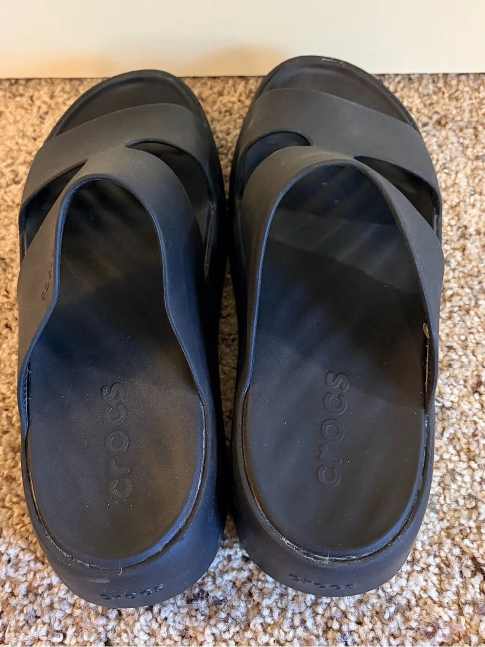 CROCS Getaway Black platform H strap sandals sz 7